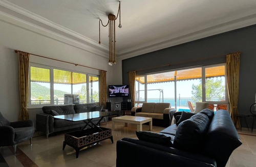 Alanya Villa | Eşsiz Manzara ve Sessizlik ile Tanışın Manzaralı Villa