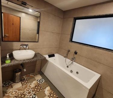 Khodala Hotel | E&G Green Courts Resort at Koroli Hill Station