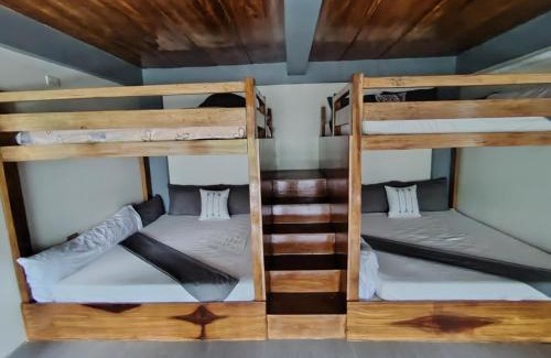 Lobo House | E - House VILLA Kristina