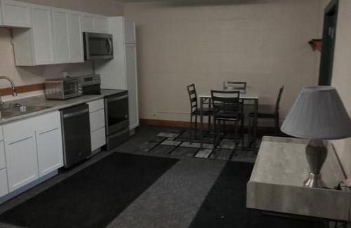 Lansing Apartment | E. Michigan Walk Up Furnished 2 Bedroom APT