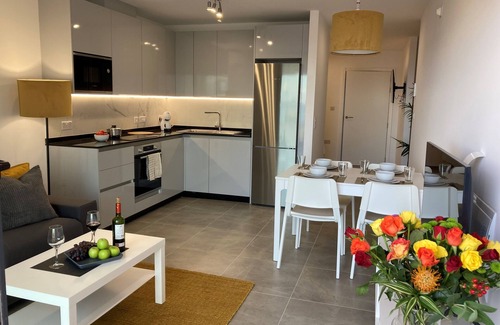 Gibraltar Apartment | E1 Suites & Spa - Aparthotel Living - Junior Suite + Day Spa & Gym Membership