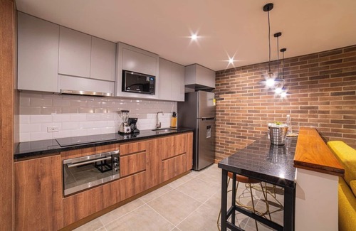 Granada Apartment | E103 - Brand-New Quiet & Comfortable Studio Unit