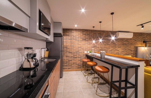 Granada Apartment | E103 - Brand-New Quiet & Comfortable Studio Unit