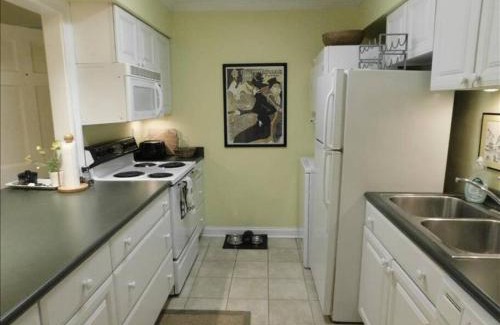 Demere Park Apartment | E11 Peaceful bedroom two bath Ground Level New Shower and Floors Come make some family memories