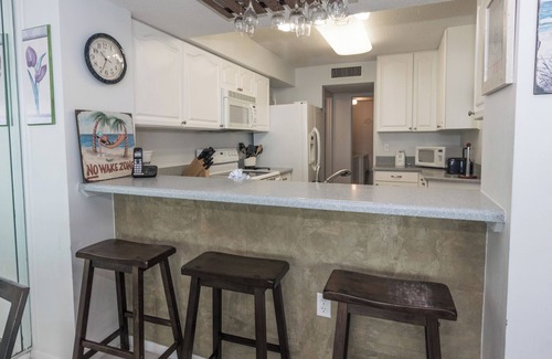 Thomas Drive Condo | E1501 Stunning Gulf View, 3 pools, Tennis court