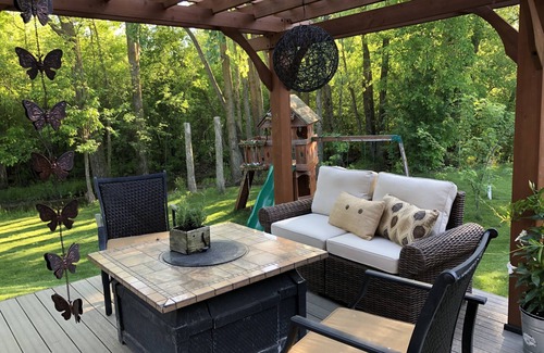 Neenah House | EAA Airventure Home Available w/vehicle available. About 13 mins to EAA grounds.