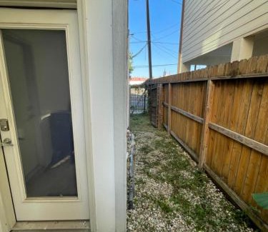 South Central Houston House | EADO Essentials Suite with Fridge, Microwave, WiFi and AC