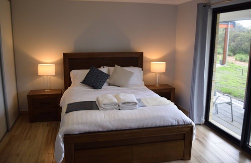 Naturaliste Bed & Breakfast | Eagle Bay House - Spring Room