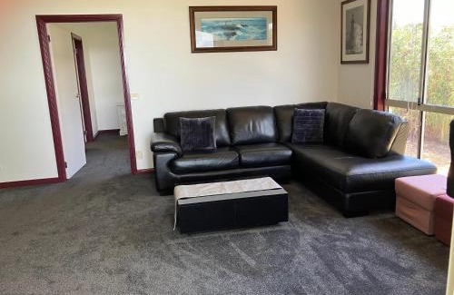 Eagle Point Apartment | Eagle Bay Views