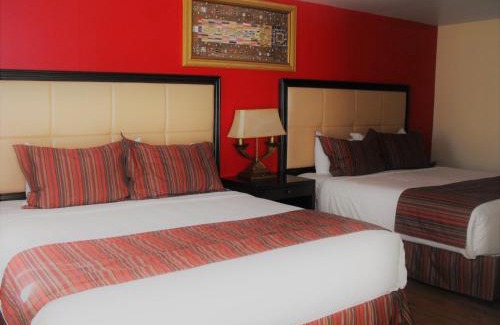 Chemult Hotel | Eagle Crater Lake Inn