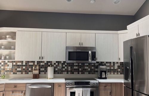 Edwardsburg House | Eagle Lake Paradise! Close to ND!nEnjoy kayaking, hot tub and Sunset views!