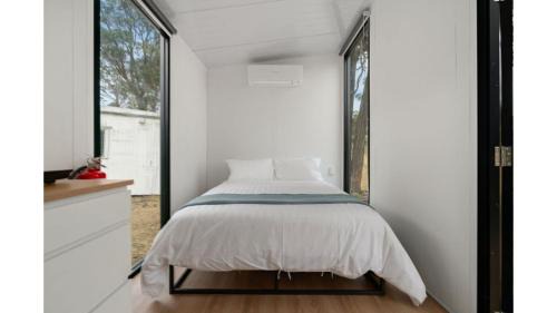 Deepwater House | Eagle Mount Deepwater by Tiny Away