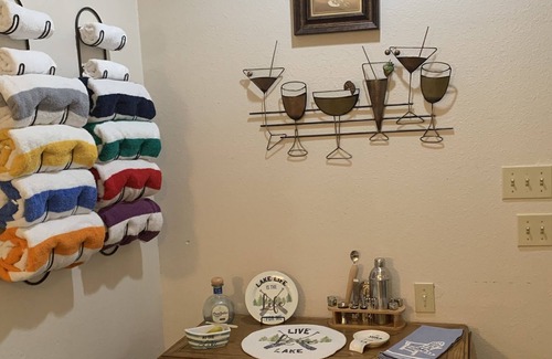 Azle House | Eagle Mountain Lake Getaway w/Hot Tub!