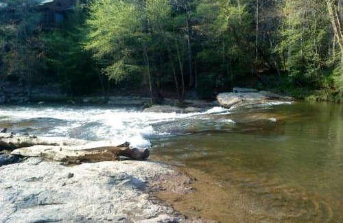 Eagle Mountain House | Eagle Mountain River Retreat