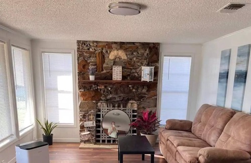 Shelbyville House | Eagle Nest on Toledo Bend in Huxley, Tx