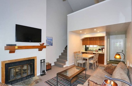 Beaver Condo | Eagle Point Ski Resort Nº8 Wooded Ridge Condos