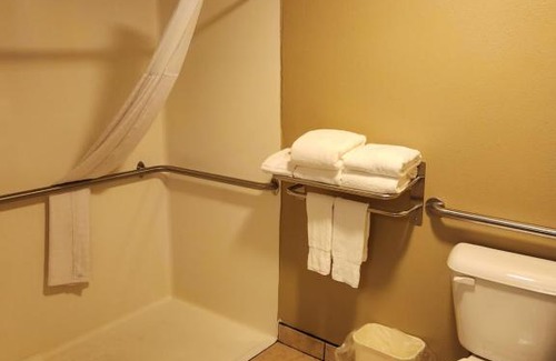 Le Claire Hotel | Eagle Ridge Inn