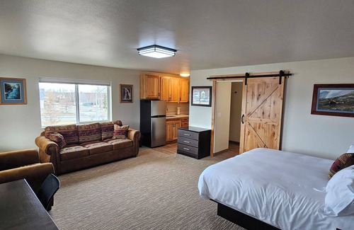 Eagle River Cabin | Eagle River Lodge