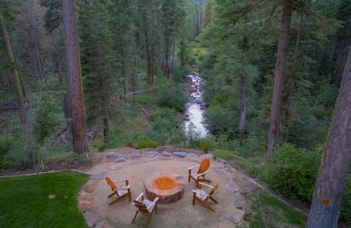Tahoe Pines House | Eagle Rock By Tahoe Getaways - 4BR West Shore w Hot Tub & Close to Hiking!