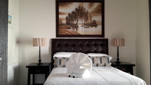 Kempton Park House | Eagle Rock Executive Guest House