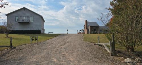 Morris Chapel House | Eagle's Bluff Cabin