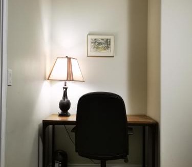 Cordova Bay House | Eagle's House, Room #1