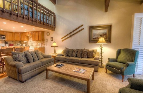 Incline Village Condo | Eagle's Lake Retreat 4 Bedroom Condo by RedAwning