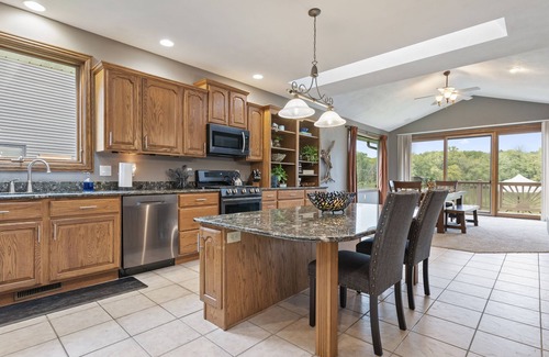 Afton House | Eagle's Nest Riverside Retreat