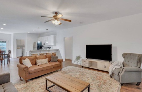 Statesboro Villa | Eagle's Retreat - Close to GSU & Paulson Stadium
