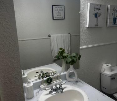 Eagle Pass Apartment | Eagle Stay 5