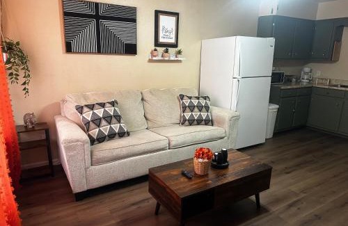 Eagle Pass Apartment | Eagle Stay 9