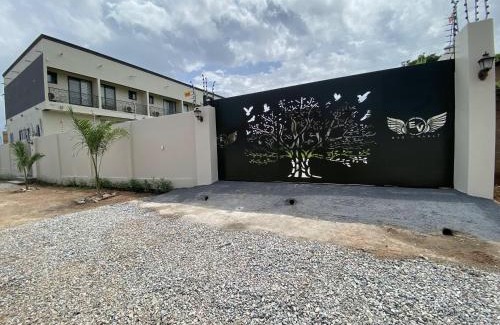 Accra Hotel | EAGLE VAULT (THE NEST FACILITY)