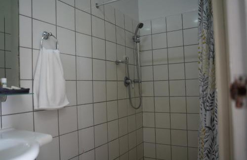 Downtown Apia Hotel | Eagle Wings Hotel & Restaurant