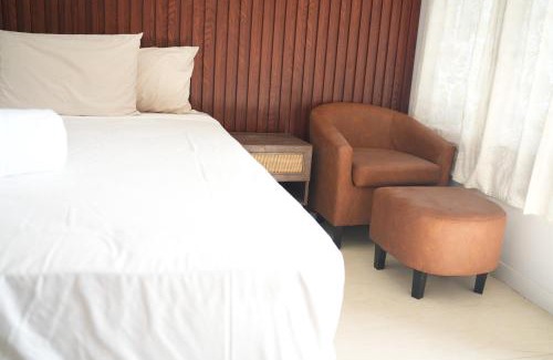 Downtown Apia Hotel | Eagle Wings Hotel & Restaurant