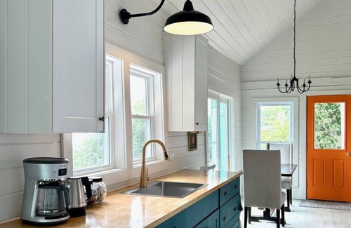 Eastport Cottage | Eagles Bluff Cottage
