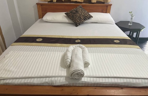 Teldeniya Hotel | Eagles Eco Lodge - Kandy