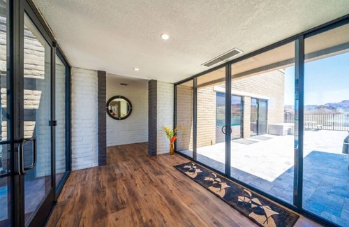 Parker Strip House | Eagles Lair Summary: