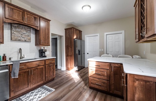 La Crosse House | Eagles Landing: A remodeled house with many modern updates!