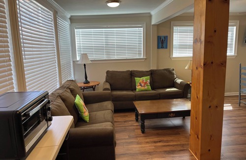 Ventress Apartment | EAGLES NEST #4 AT THE VILLAS, A COZY EFFICIENCY. BEAUTIFUL VIEWS OF FALSE RIVER.