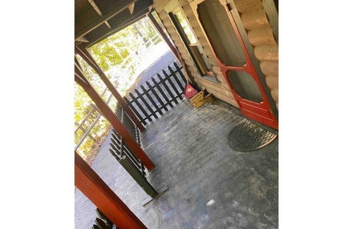 Cranberry Falls Cabin | Eagles Nest Cabin, Entire Home!