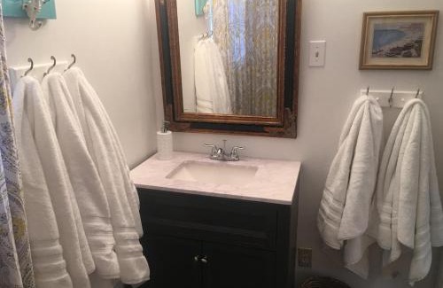 Laguna Beach Estates House | Eagles Nest UPSTAIRS UNIT