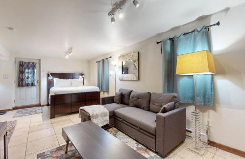 Intermountain Hotel | Eagles Nest