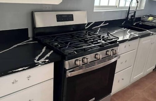 Albion House | "Eagles Nest Villa 4 BDRM HOUSE" AC & Tv ALL roomsnn