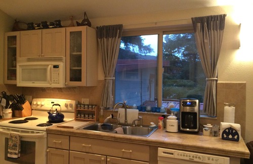 Ketchikan House | Eagles Nest your Private, Getaway, Apartment