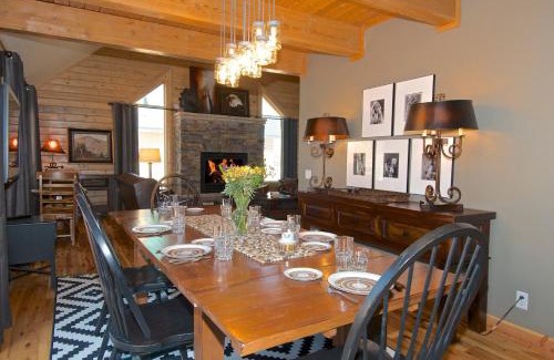 Island Park House | Eagles Perch