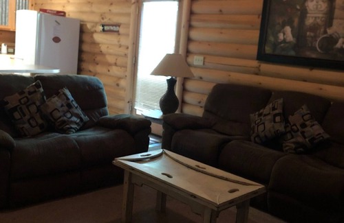 Oneida Cabin | Eagles Ridge 3 bedroom cabin near Big South Fork