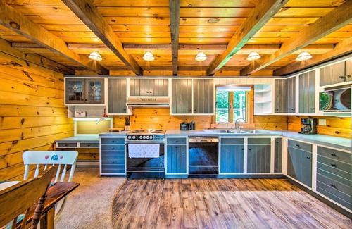Bodines Cabin | 'EaglesView on the Loyalsock' Creekside Cabin