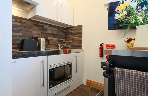 Grafton Regis Apartment | Eakley Stables - Woody