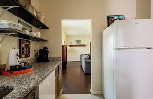 Woodland Beach Cottage | Earie Shore Cottage is a great destination for work or vacation!