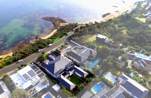 Mount Eliza Villa | Earimil Villas - Waterfront